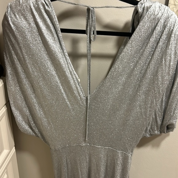 Circus hotel metallic silver stretch dress size medium - Picture 5 of 5